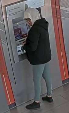 Haltern am See / Diebstahl in/aus Kraftfahrzeug / Computerbetrug