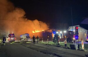 Brand in der Eifel – Feuer zerstört Scheune