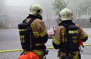 In Hannover war die Kacke am dampfen: 500 Chemie-Toiletten brennen nieder