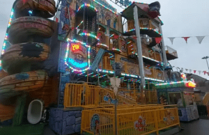 Horror-Unfall auf Kirmes in Schloß Holte-Stukenbrock – Mann (39) stürzt aus Fahrgeschäft