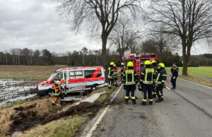 Schwerer Verkehrsunfall mit Krankentransportwagen