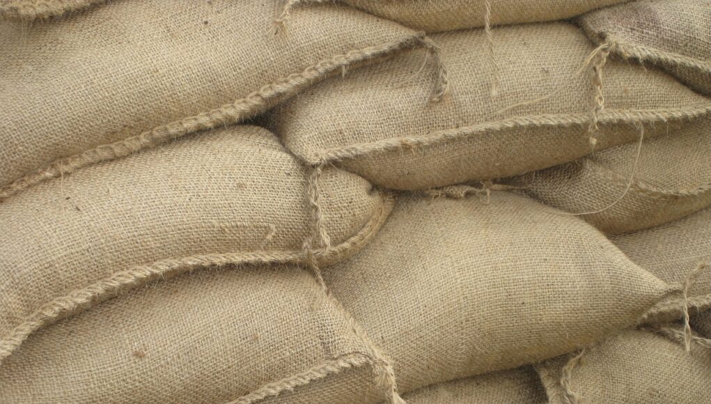 sandbags, jute bags, flood 2013