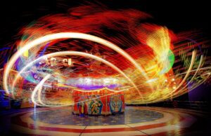 Mann (31) von Karussell erschlagen – 31-Jähriger verstirbt im Krankenhaus fair, fairground, carousel