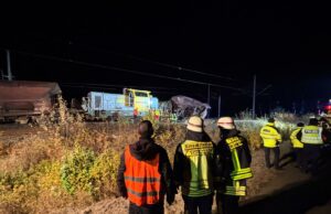 Güterzug nach Unfall mit Bauzug zwischen Köln und Aachen entgleist – 3 Verletzte
