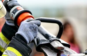 Zwei Tote bei Verkehrsunfall mit Reisebus von Flixbus bei Uckermark vehicle, competition, motorcycle