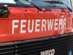 Weitere Erkenntnisse und Zuführung des Beschuldigten nach Brand in Krankenhaus in Hamburg-Hohenfelde fire fighters, fire truck, blue light