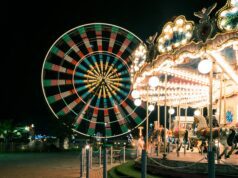 Schrecklicher Unfall auf der Bremer Osterwiese – Mitarbeiter stirbt beim Abbau eines Riesenrades carnival, carousel, ferris wheel, merry-go-round, amusement rides, amusement park, park, motion, night, georgia, carnival, carnival, carnival, carnival, carnival, ferris wheel