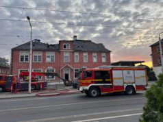 Brand gelöscht – Nachlöscharbeiten in der ehemaligen Staatsoperette Dresden im Gange
